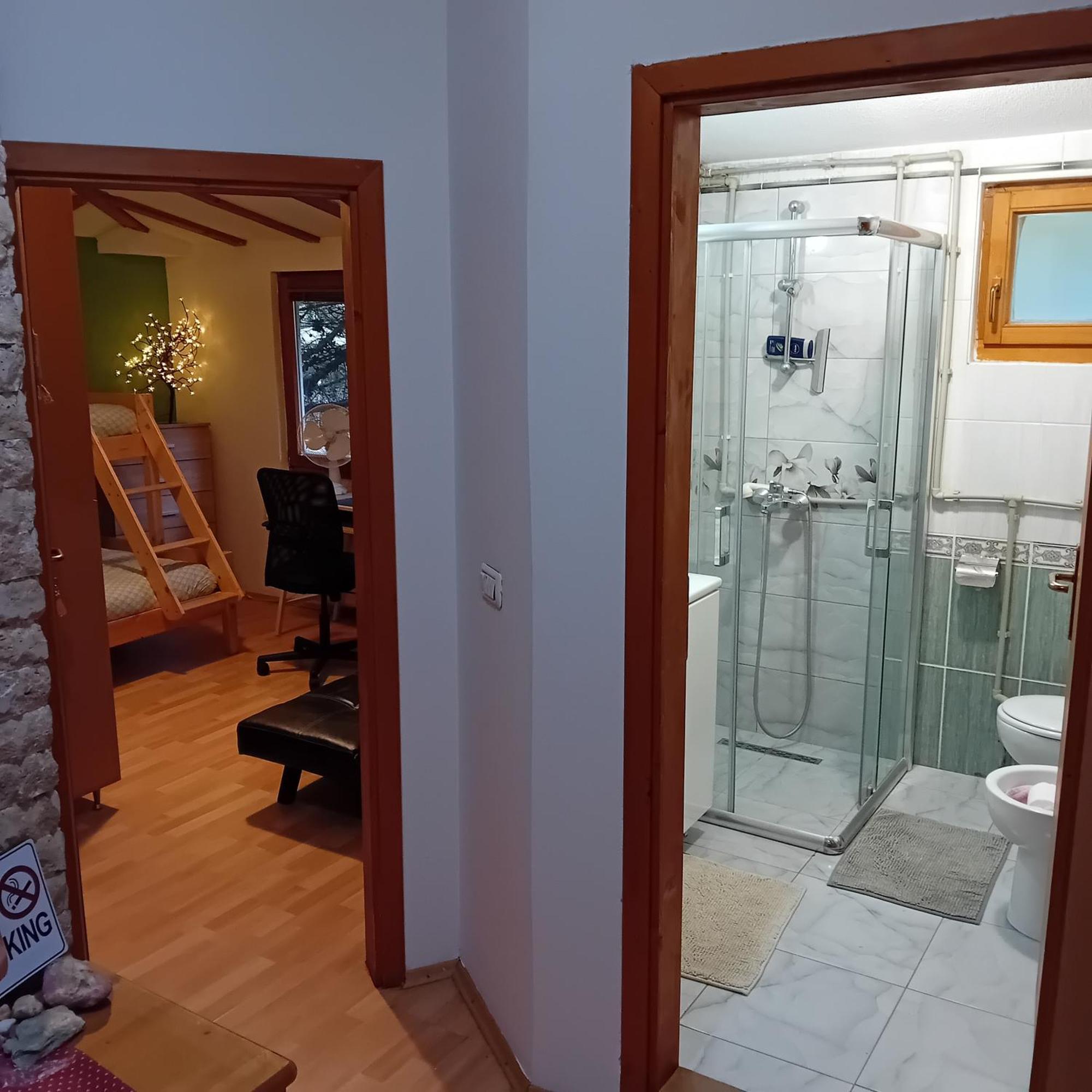 Dolna Matka Riverside Haven מראה חיצוני תמונה